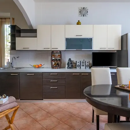 Appartement Dobric *